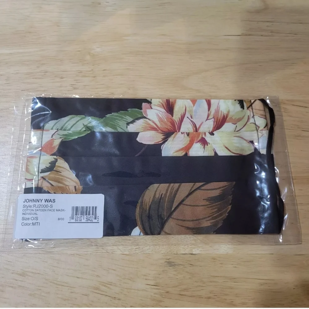 JOHNNY WAS Face Mask Set‎ Pack of 5 Washable CottonFloral Print New Sealed